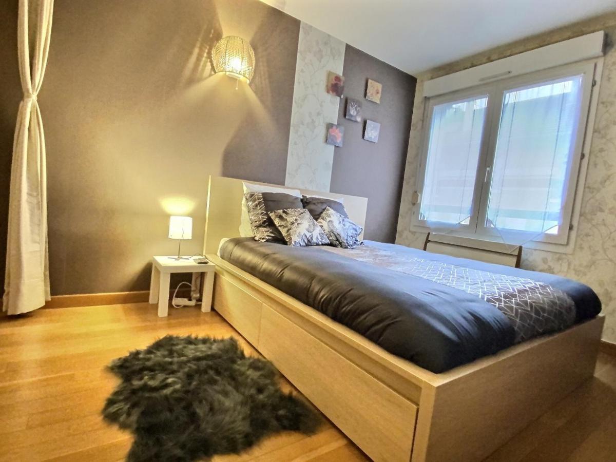 Parking & 100M2 En Plein Centre Ville Apartment แร็งส์ ภายนอก รูปภาพ