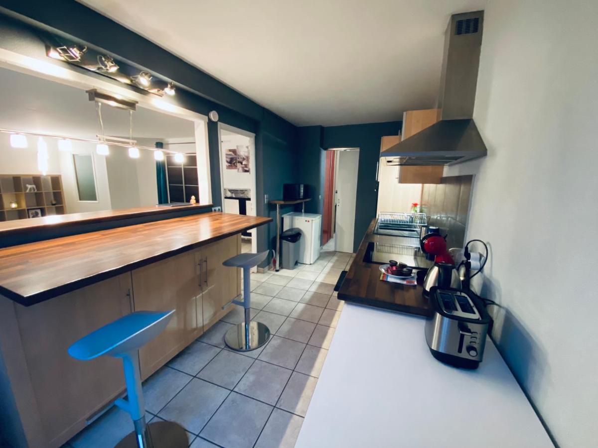 Parking & 100M2 En Plein Centre Ville Apartment แร็งส์ ภายนอก รูปภาพ